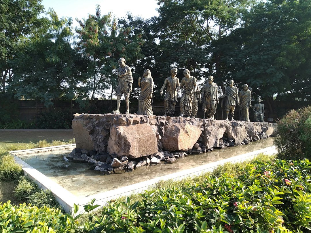 Sculptural memorial installation in a landscaped garden for a feature on Sardar Vallabhbhai Patel and national integration